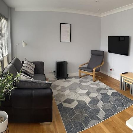 Tranquil Haven Retreat Apartment Lexden Luaran gambar