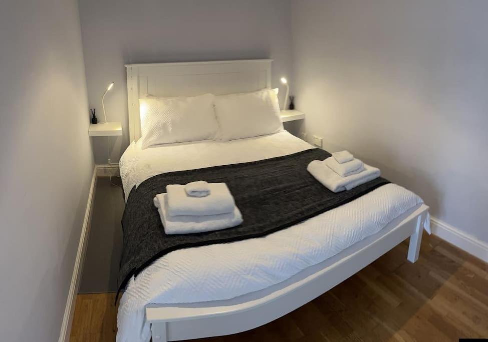Tranquil Haven Retreat Apartment Lexden Luaran gambar